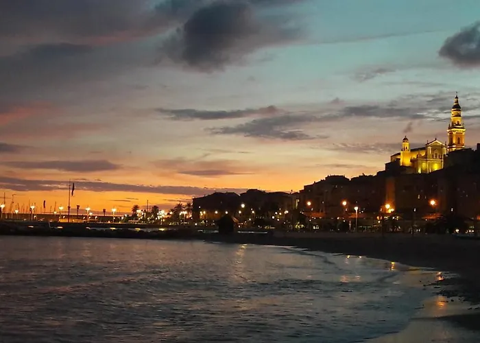 Splendide Front De Menton